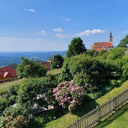 Ferienwohnung in ruhiger Lage, Garten - 1 SZ Pöllauberg Exterior foto